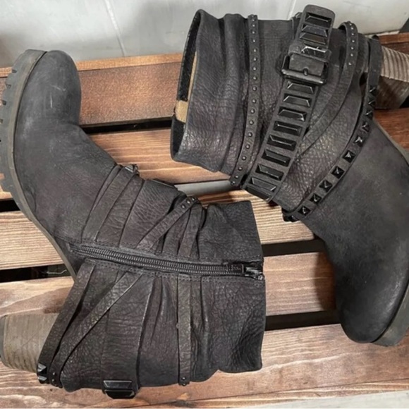 Kennel Und Schmenger Black Leather Studded/Straps Ankle Boots, NEW No Box!